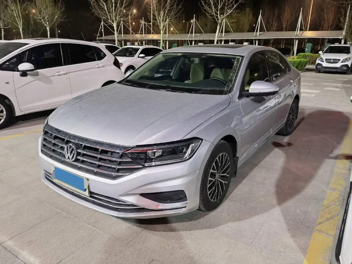 2019 Jeep Renegade 1.3T 173HP L4 7DCT,autocango,china used car exporter,china ev exporter,chinese used car exporter,chinese used ev exporter