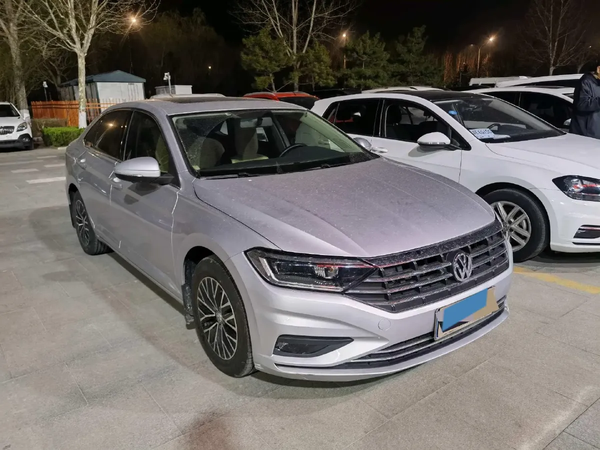 2019 Jeep Renegade 1.3T 173HP L4 7DCT,autocango,china used car exporter,china ev exporter,chinese used car exporter,chinese used ev exporter