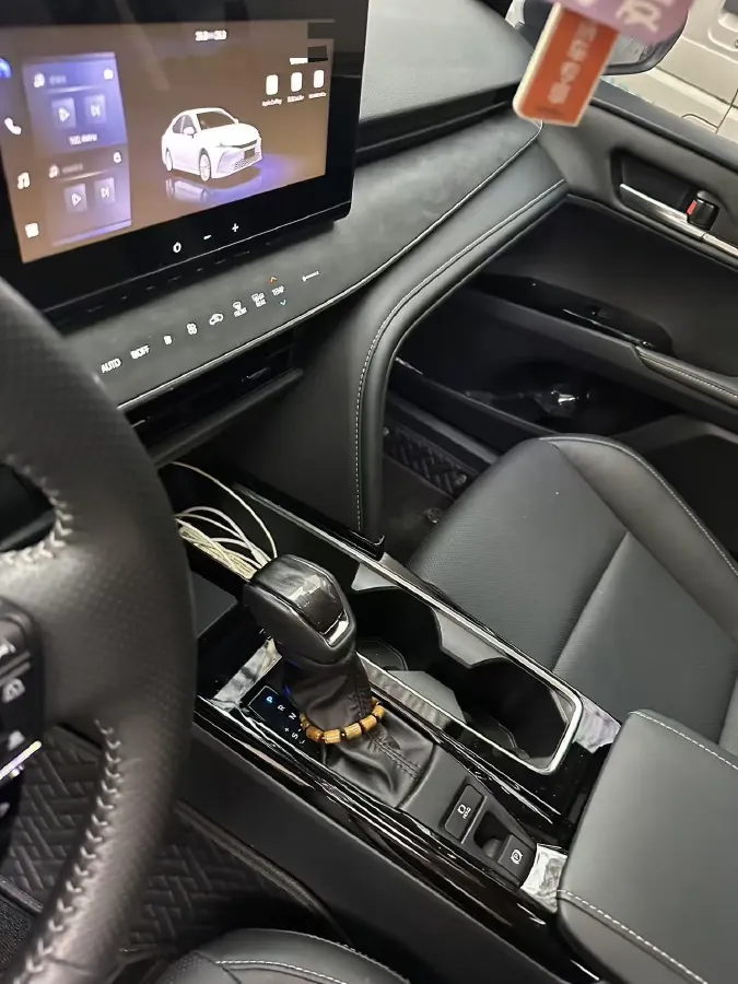 2024 Toyota Camry 2.0L 152HP L4 E-CVT Hybrid,autocango,china used car exporter,china ev exporter,chinese used car exporter,chinese used ev exporter