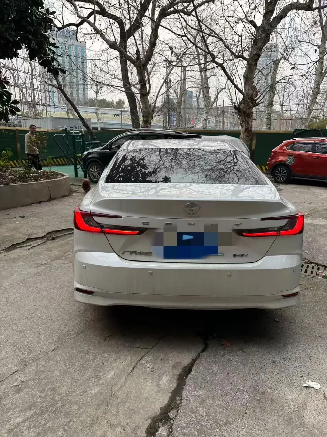 2024 Toyota Camry 2.0L 152HP L4 E-CVT Hybrid,autocango,china used car exporter,china ev exporter,chinese used car exporter,chinese used ev exporter