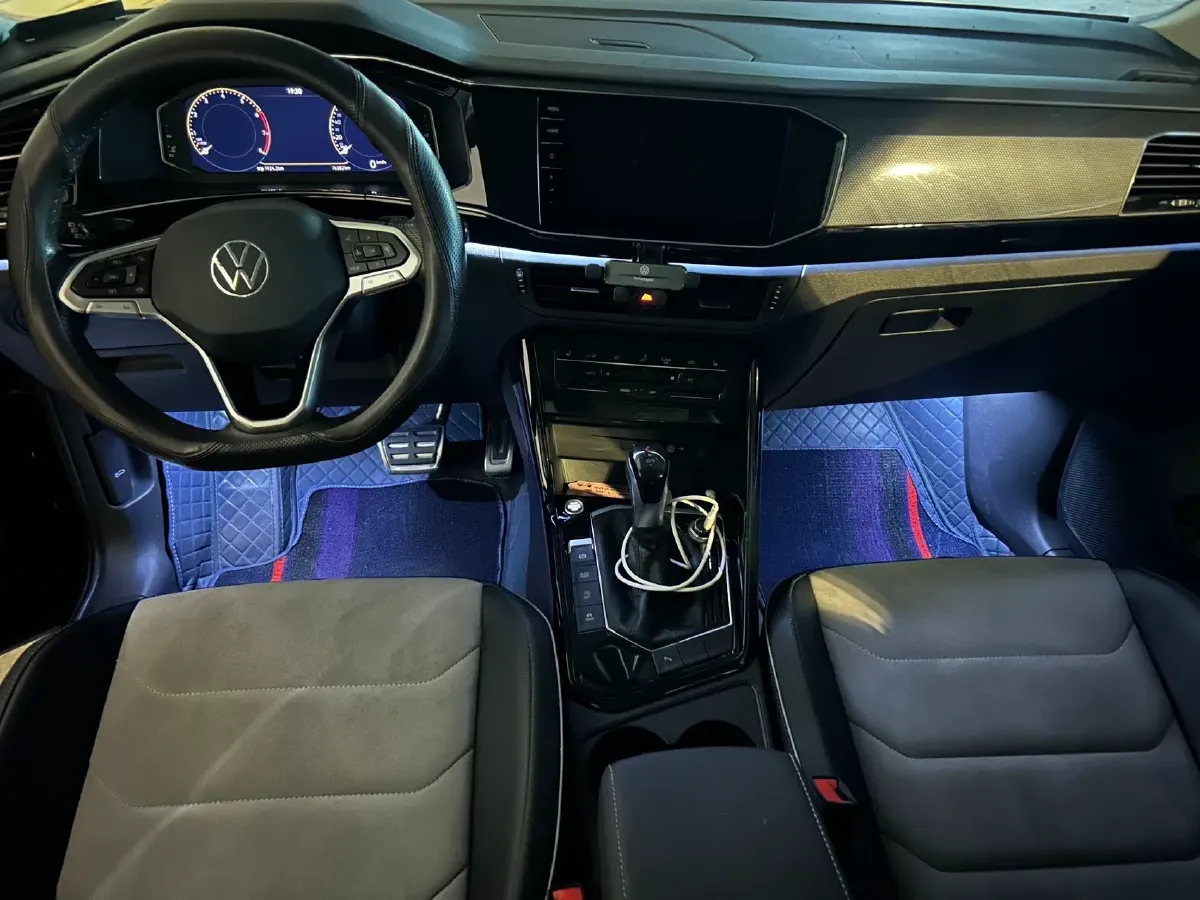 2020 Volkswagen Tayron X 2.0T 186HP L4 7DCT,autocango,china used car exporter,china ev exporter,chinese used car exporter,chinese used ev exporter