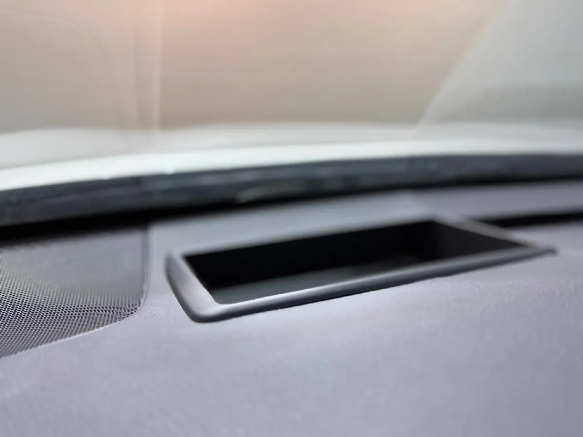 2019 Toyota Camry 2.5L 209HP L4 8AT,autocango,china used car exporter,china ev exporter,chinese used car exporter,chinese used ev exporter