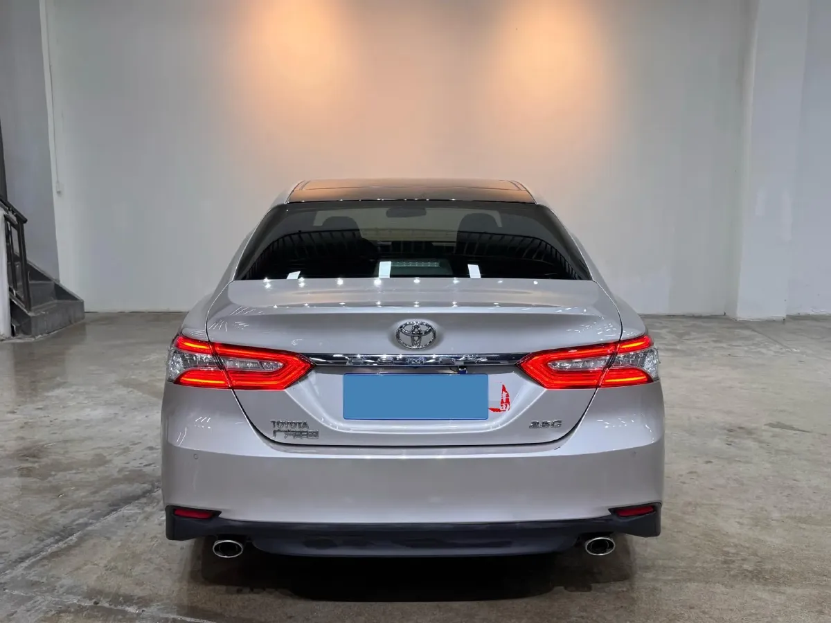 2019 Toyota Camry 2.5L 209HP L4 8AT,autocango,china used car exporter,china ev exporter,chinese used car exporter,chinese used ev exporter