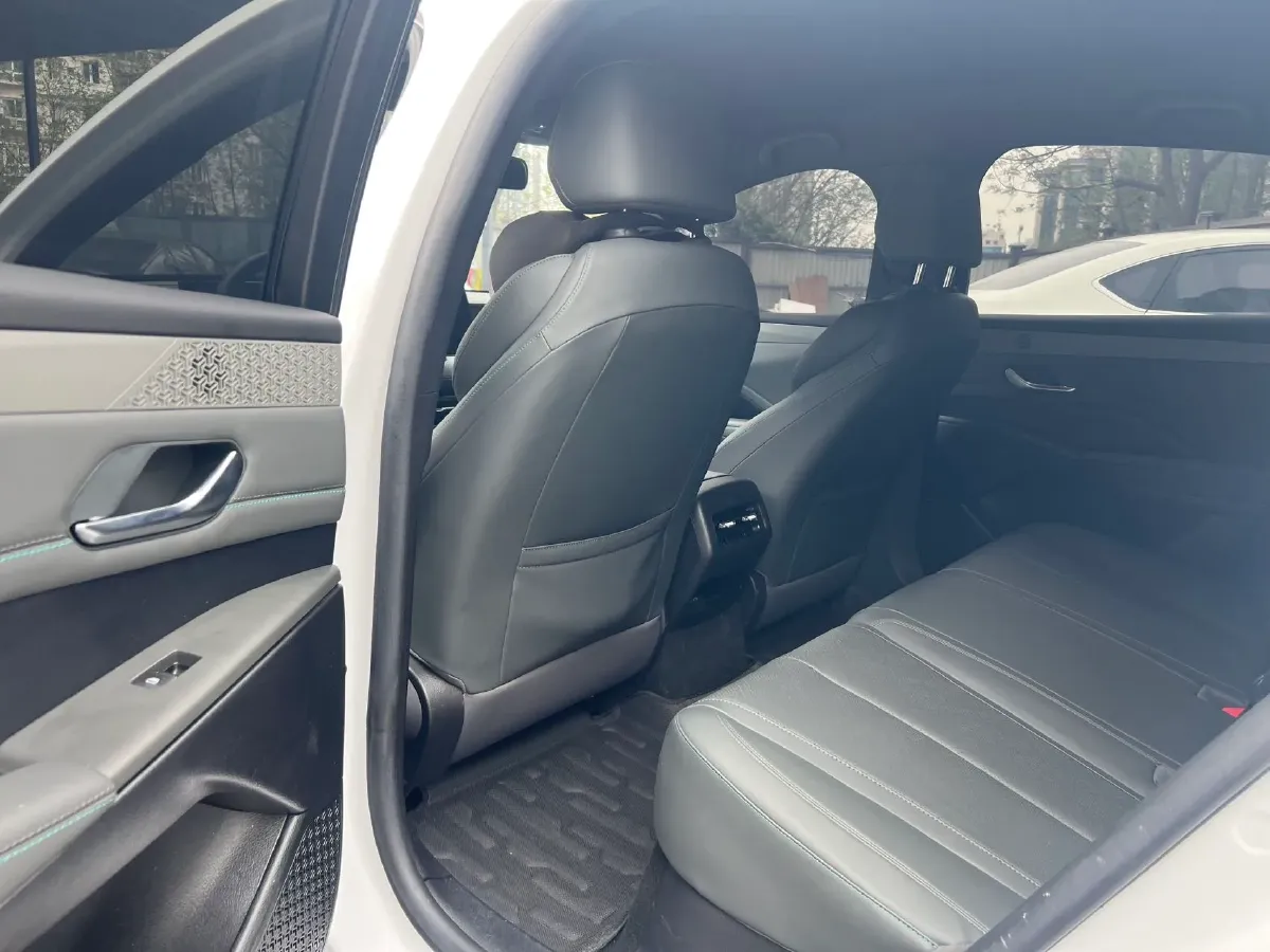 2025 BYD Qin Plus 1.5L 101HP L4 E-CVT PHEV 7.68KWH,autocango,china used car exporter,china ev exporter,chinese used car exporter,chinese used ev exporter