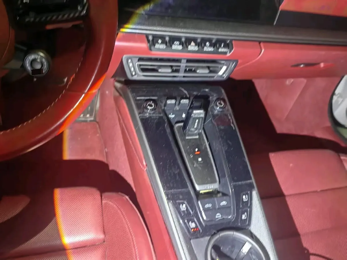 2022 Porsche 911 3.0T 385HP H6 8DCT,autocango,china used car exporter,china ev exporter,chinese used car exporter,chinese used ev exporter