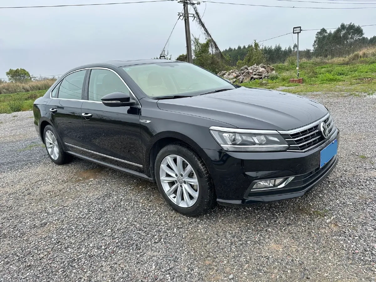 2017 Volkswagen Passat 1.8T 180HP L4 7DCT,autocango,china used car exporter,china ev exporter,chinese used car exporter,chinese used ev exporter