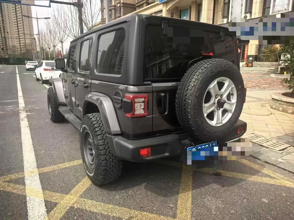 2021 Jeep Wrangler 2.0T 266HP L4 8AT,autocango,china used car exporter,china ev exporter,chinese used car exporter,chinese used ev exporter
