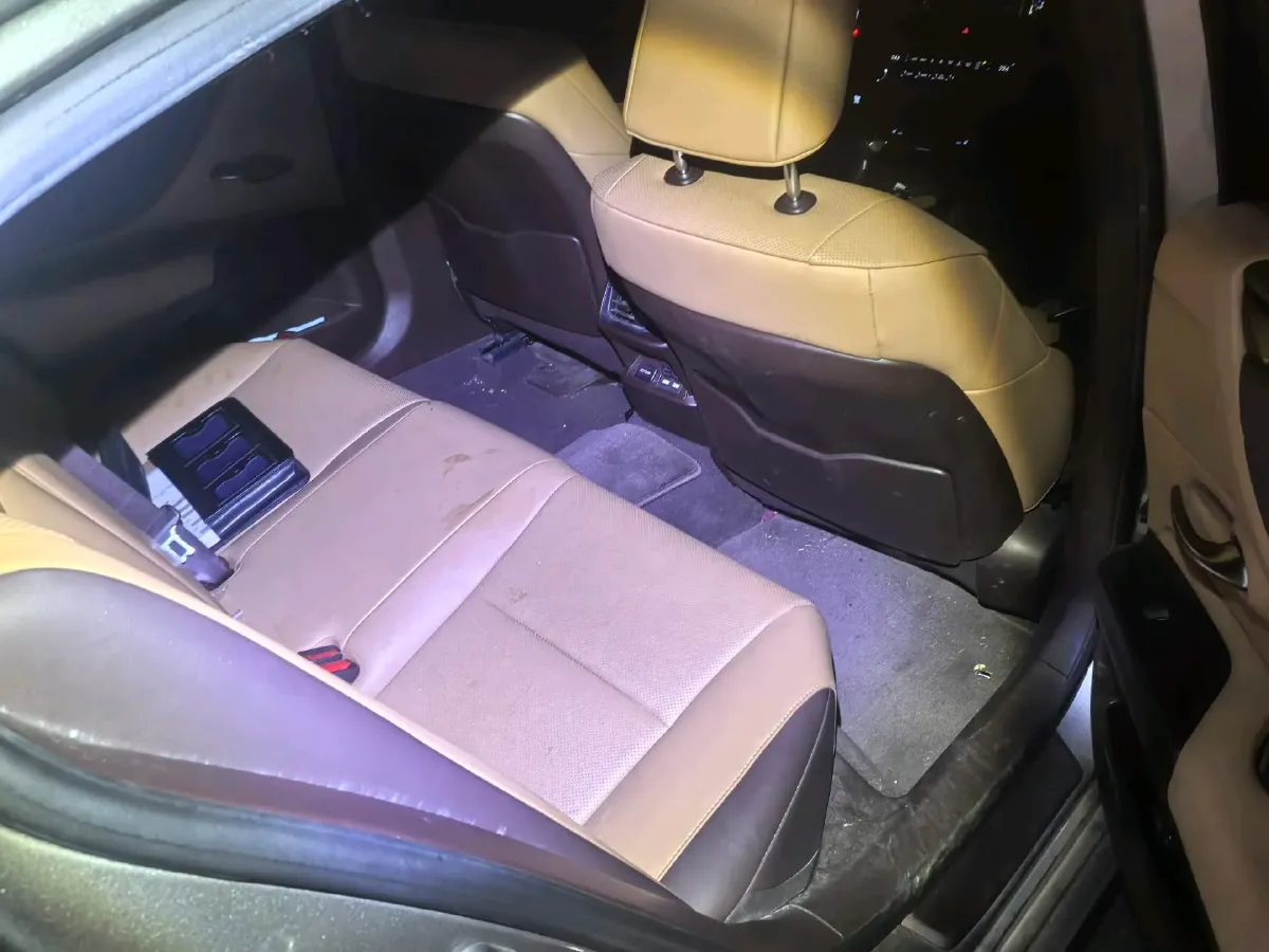 2020 Lexus ES 2.0L 173HP L4 CVT,autocango,china used car exporter,china ev exporter,chinese used car exporter,chinese used ev exporter