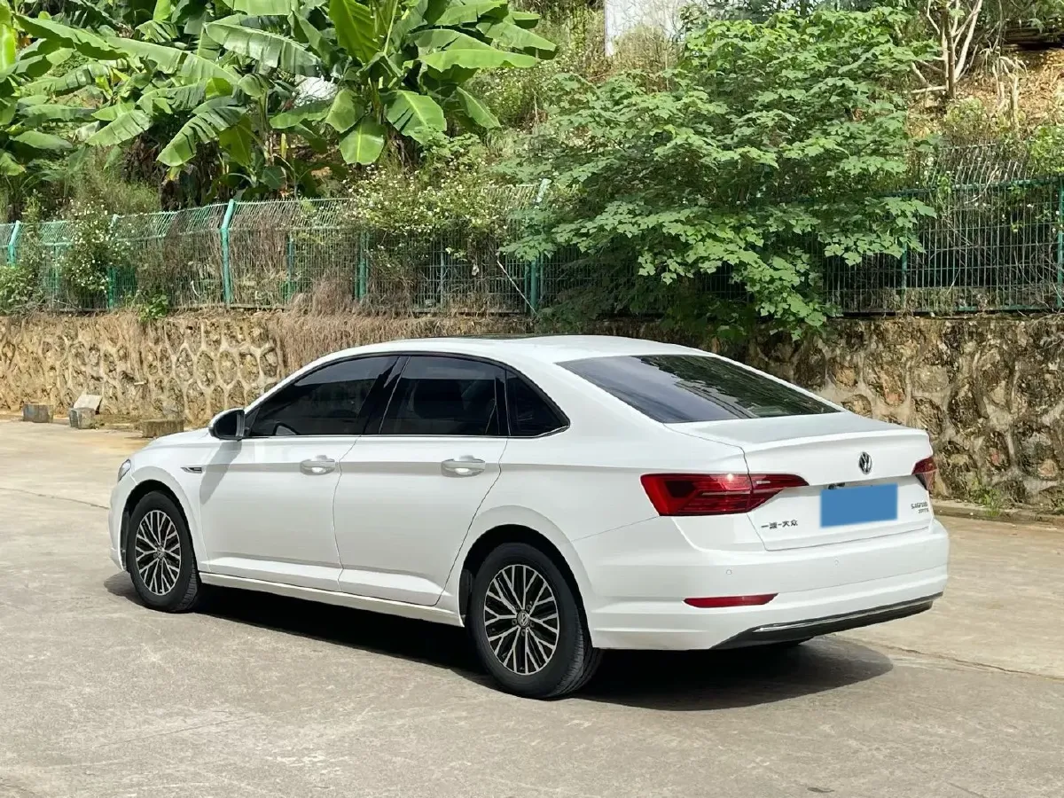 2019 Jeep Renegade 1.3T 173HP L4 7DCT,autocango,china used car exporter,china ev exporter,chinese used car exporter,chinese used ev exporter