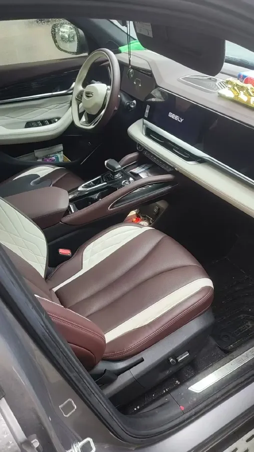 2021 Geely Monjaro 2.0T 218HP L4 7DCT,autocango,china used car exporter,china ev exporter,chinese used car exporter,chinese used ev exporter