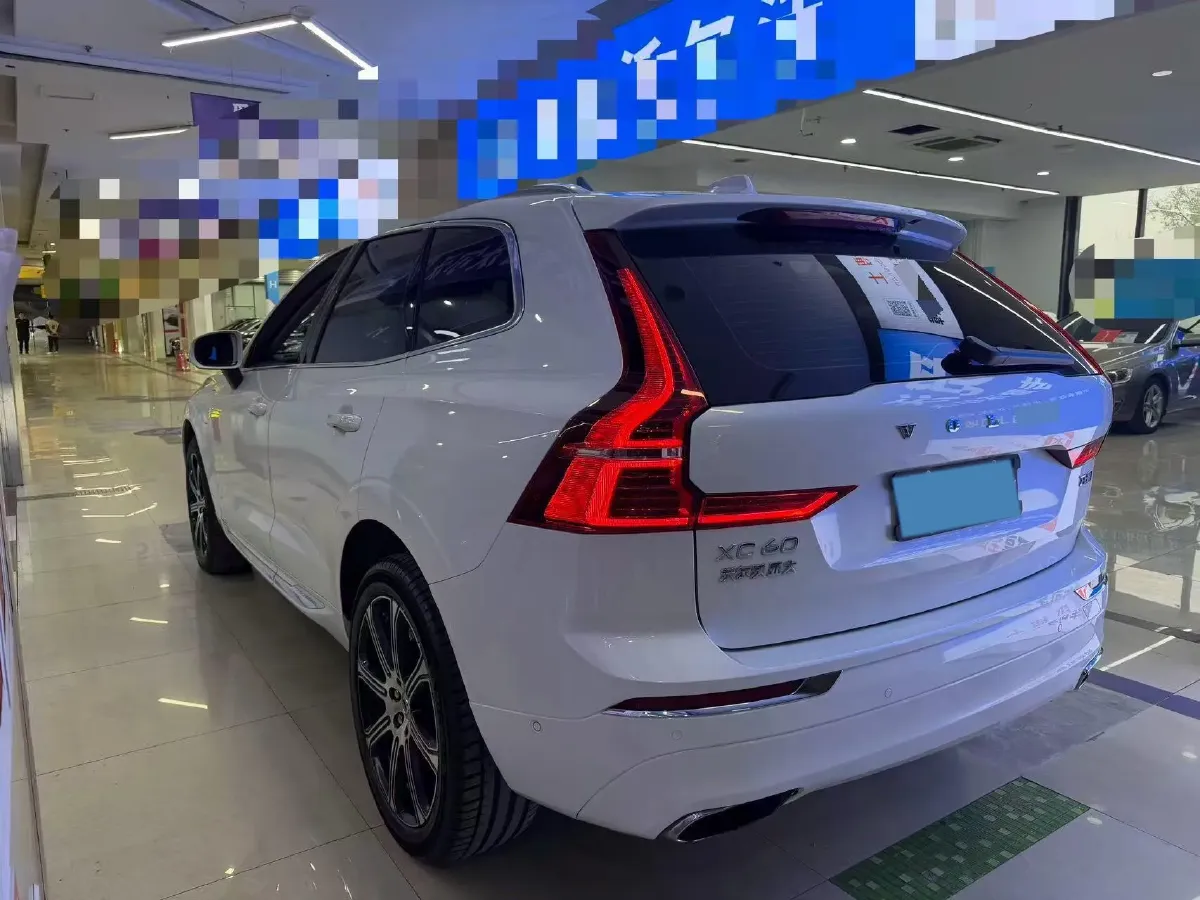 2019 Volvo XC60 PHEV 2.0T 320HP L4 8AT PHEV 10.1KWH,autocango,china used car exporter,china ev exporter,chinese used car exporter,chinese used ev exporter