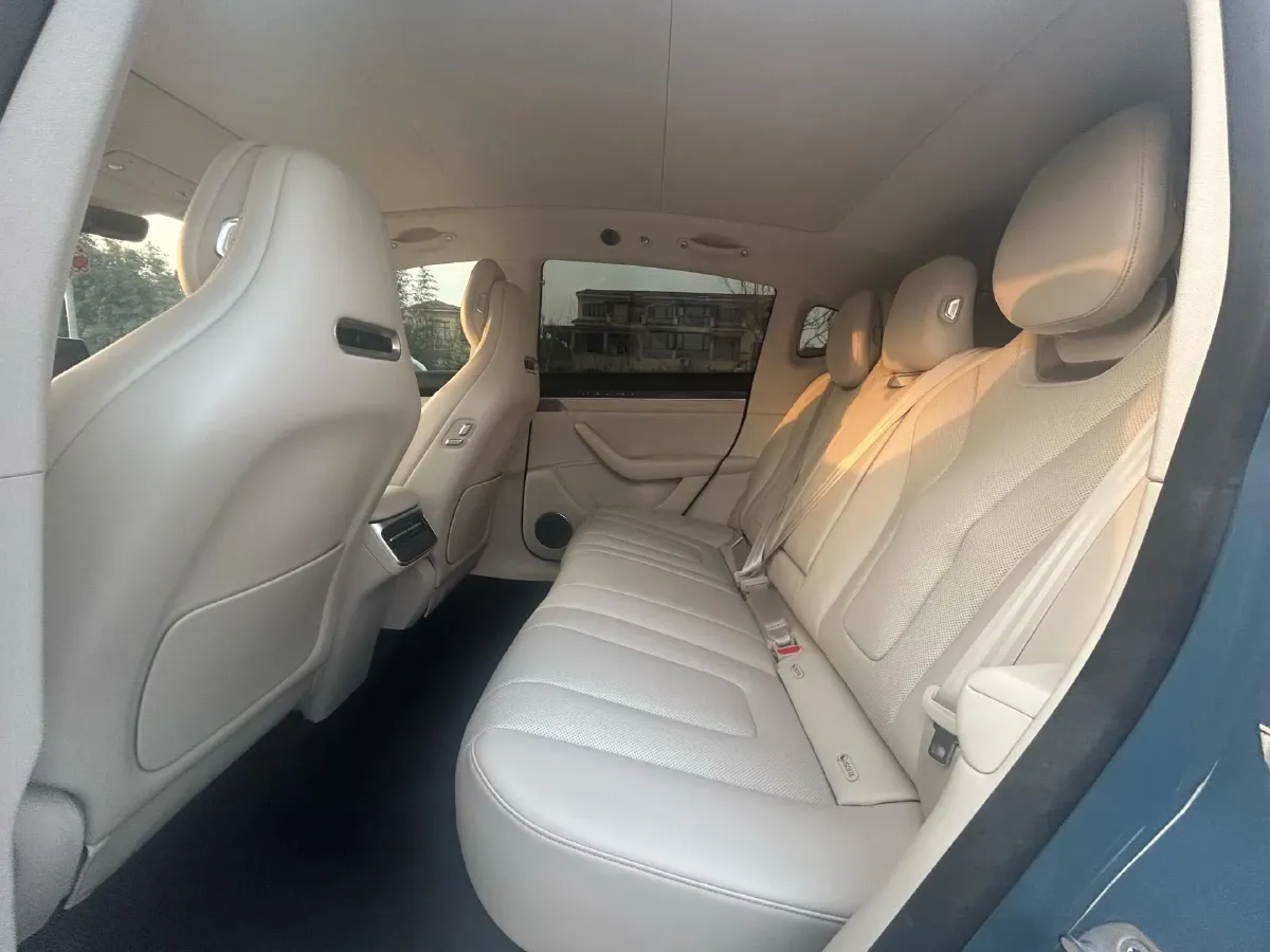 2026 Luxeed R7 BEV,autocango,china used car exporter,china ev exporter,chinese used car exporter,chinese used ev exporter