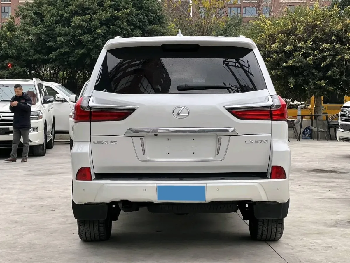 2019 Lexus LX 5.7L 367HP V8 8AT,autocango,china used car exporter,china ev exporter,chinese used car exporter,chinese used ev exporter