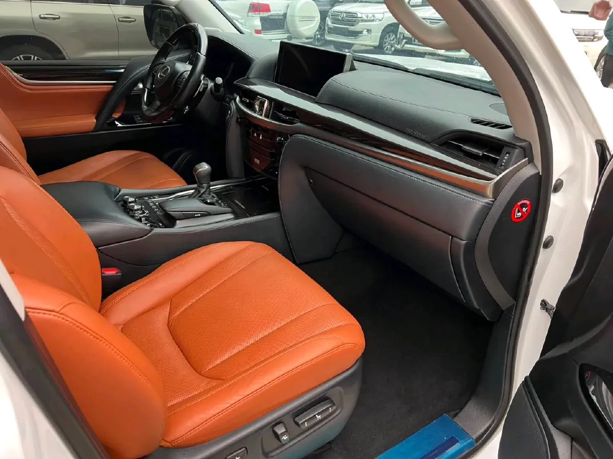 2019 Lexus LX 5.7L 367HP V8 8AT,autocango,china used car exporter,china ev exporter,chinese used car exporter,chinese used ev exporter