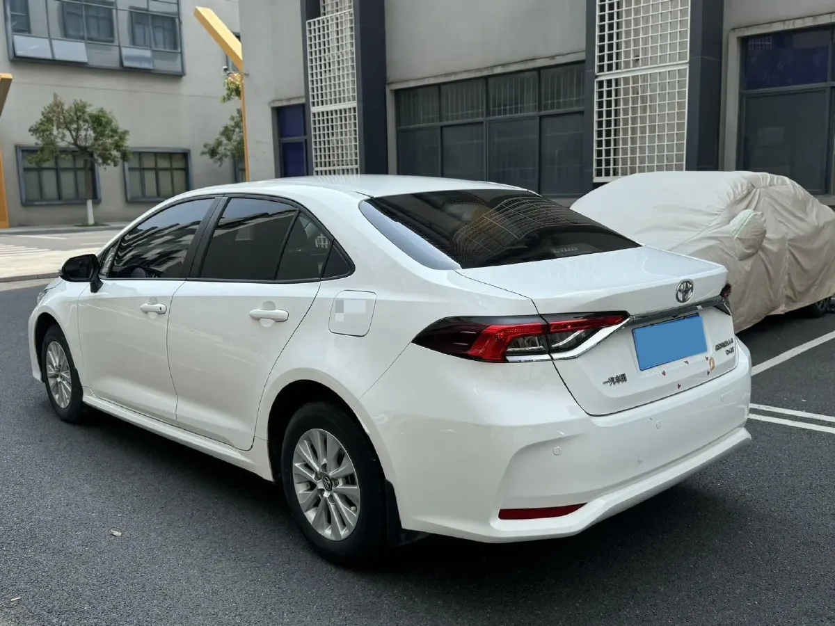 2021 Toyota Corolla 1.2T 116HP L4 CVT,autocango,china used car exporter,china ev exporter,chinese used car exporter,chinese used ev exporter