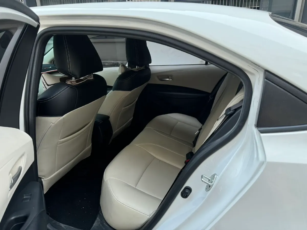 2021 Toyota Corolla 1.2T 116HP L4 CVT,autocango,china used car exporter,china ev exporter,chinese used car exporter,chinese used ev exporter