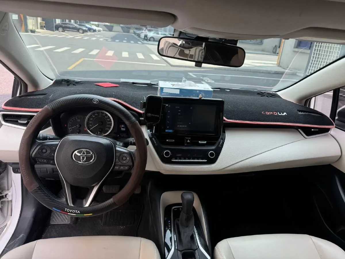 2021 Toyota Corolla 1.2T 116HP L4 CVT,autocango,china used car exporter,china ev exporter,chinese used car exporter,chinese used ev exporter