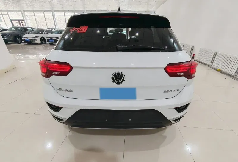 2022 Volkswagen T-Roc 1.4T 150HP L4 7DCT,autocango,china used car exporter,china ev exporter,chinese used car exporter,chinese used ev exporter