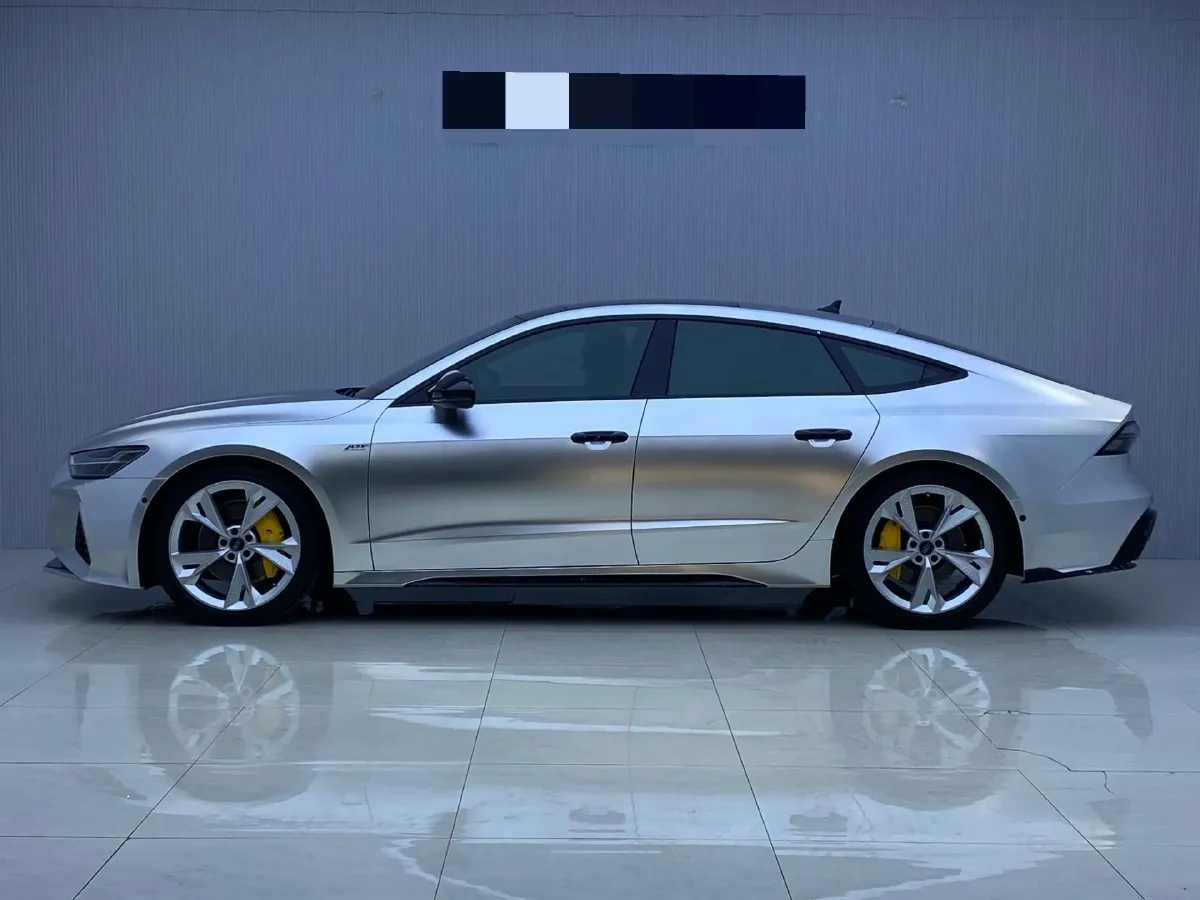 2024 Audi A7 2.0T 265HP L4 7DCT,autocango,china used car exporter,china ev exporter,chinese used car exporter,chinese used ev exporter