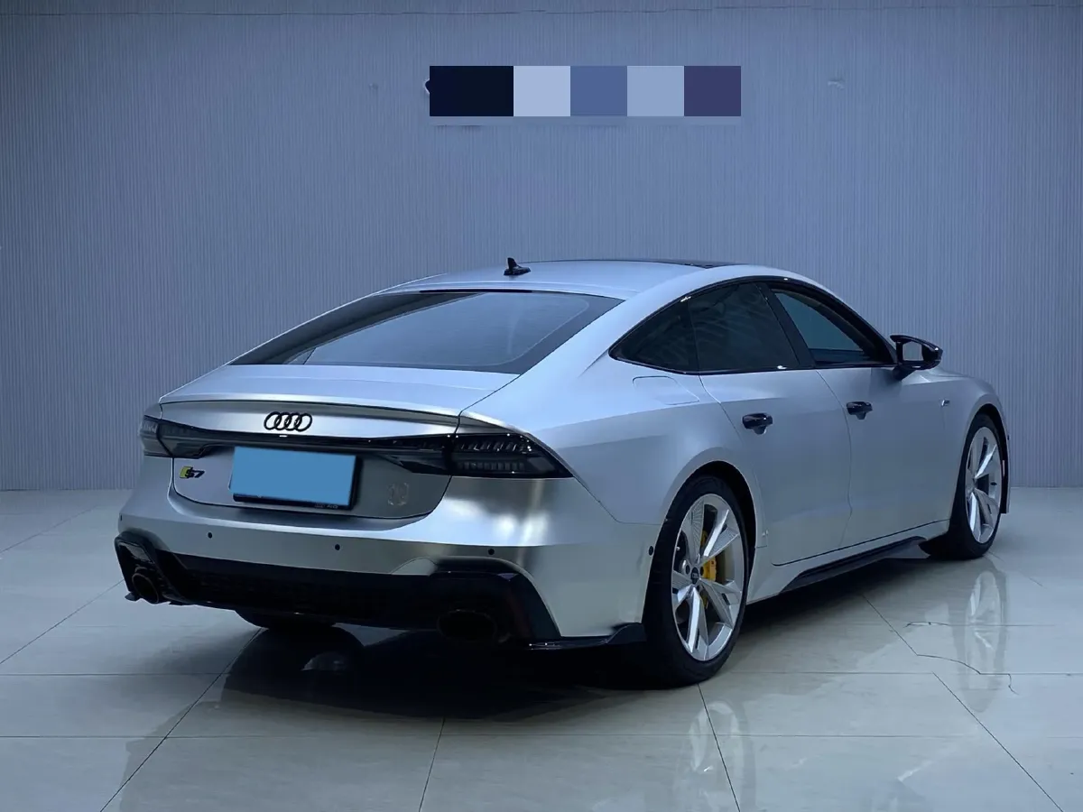 2024 Audi A7 2.0T 265HP L4 7DCT,autocango,china used car exporter,china ev exporter,chinese used car exporter,chinese used ev exporter