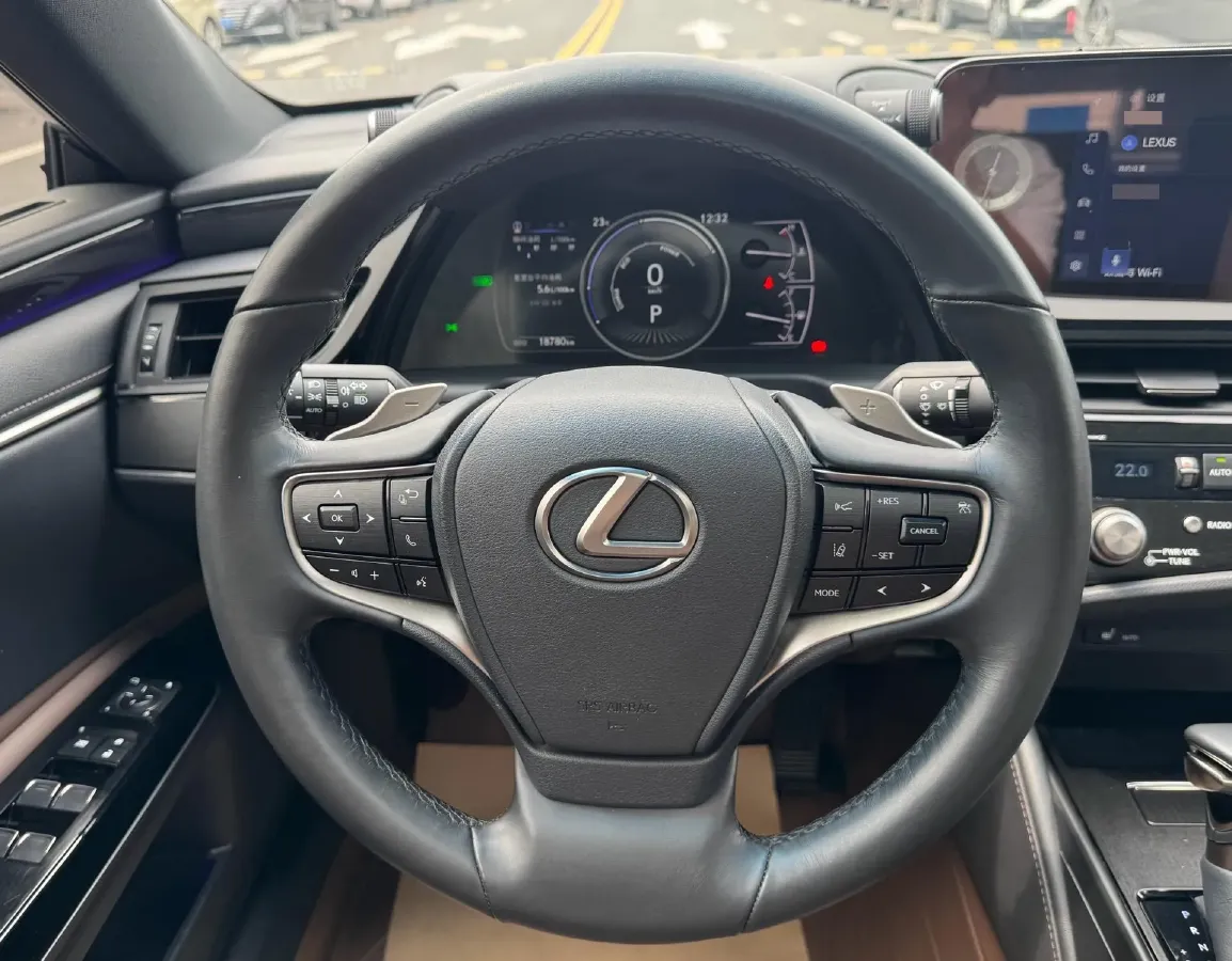 2022 Lexus ES 2.5L 178HP L4 E-CVT Hybrid,autocango,china used car exporter,china ev exporter,chinese used car exporter,chinese used ev exporter