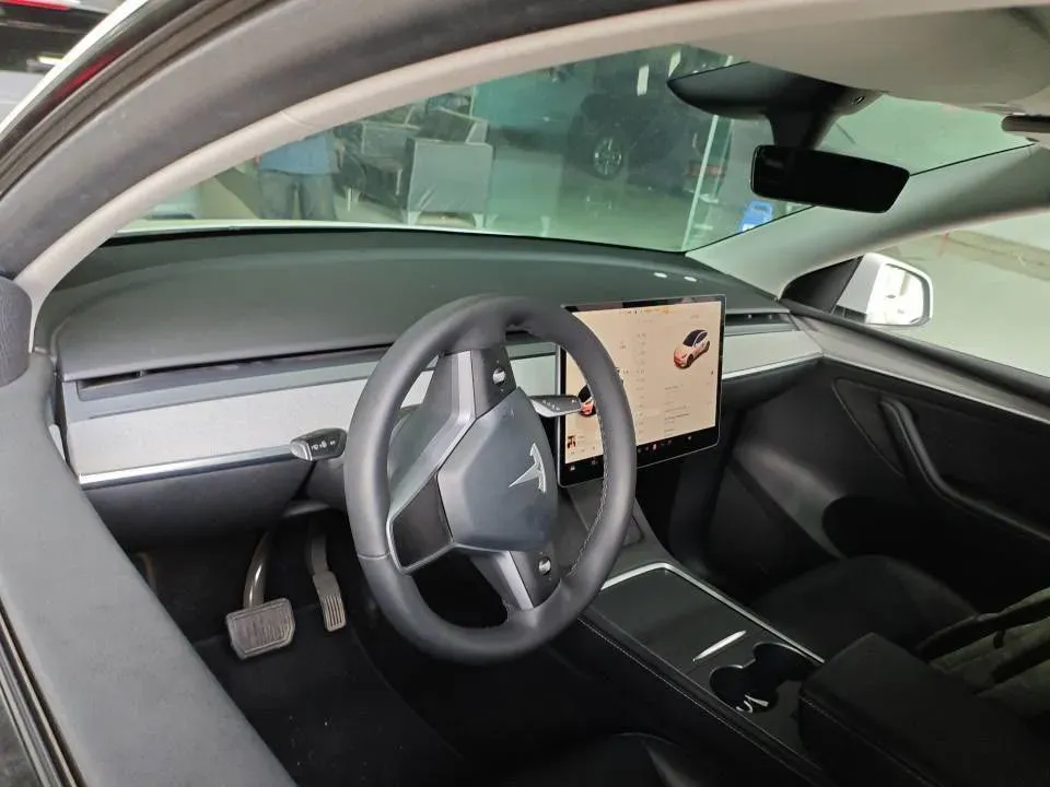 2024 Tesla Model Y BEV 78.4KWH,autocango,china used car exporter,china ev exporter,chinese used car exporter,chinese used ev exporter