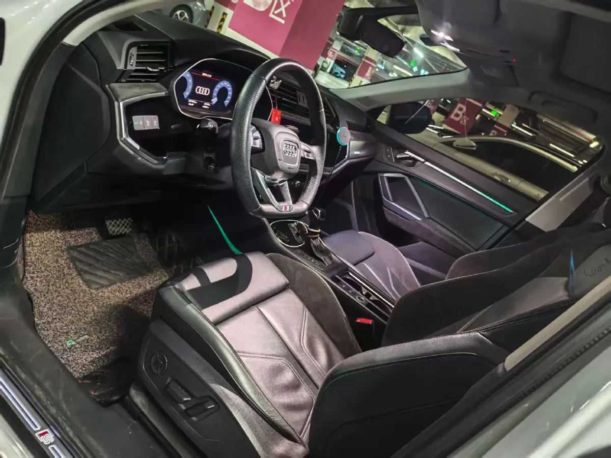 2020 Audi Q3 Sportback 2.0T 186HP L4 7DCT,autocango,china used car exporter,china ev exporter,chinese used car exporter,chinese used ev exporter