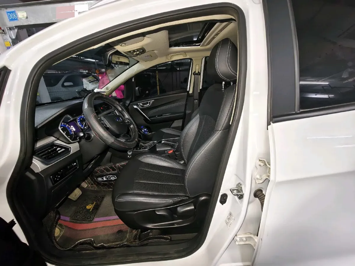 2019 Geely Vision X3 1.5L 109HP L4 CVT,autocango,china used car exporter,china ev exporter,chinese used car exporter,chinese used ev exporter