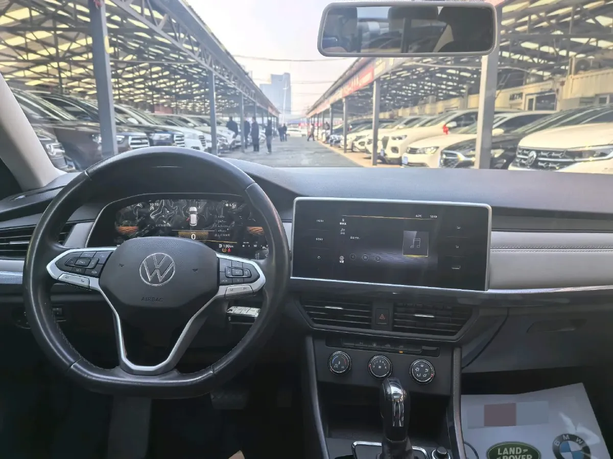 2023 Volkswagen Bora 1.5L 113HP L4 6AT,autocango,china used car exporter,china ev exporter,chinese used car exporter,chinese used ev exporter