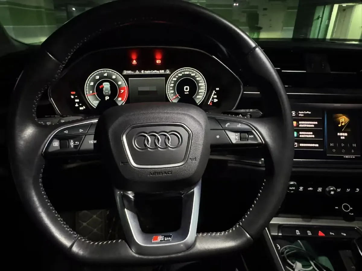 2022 Audi Q3 1.4T 150HP L4 7DCT,autocango,china used car exporter,china ev exporter,chinese used car exporter,chinese used ev exporter