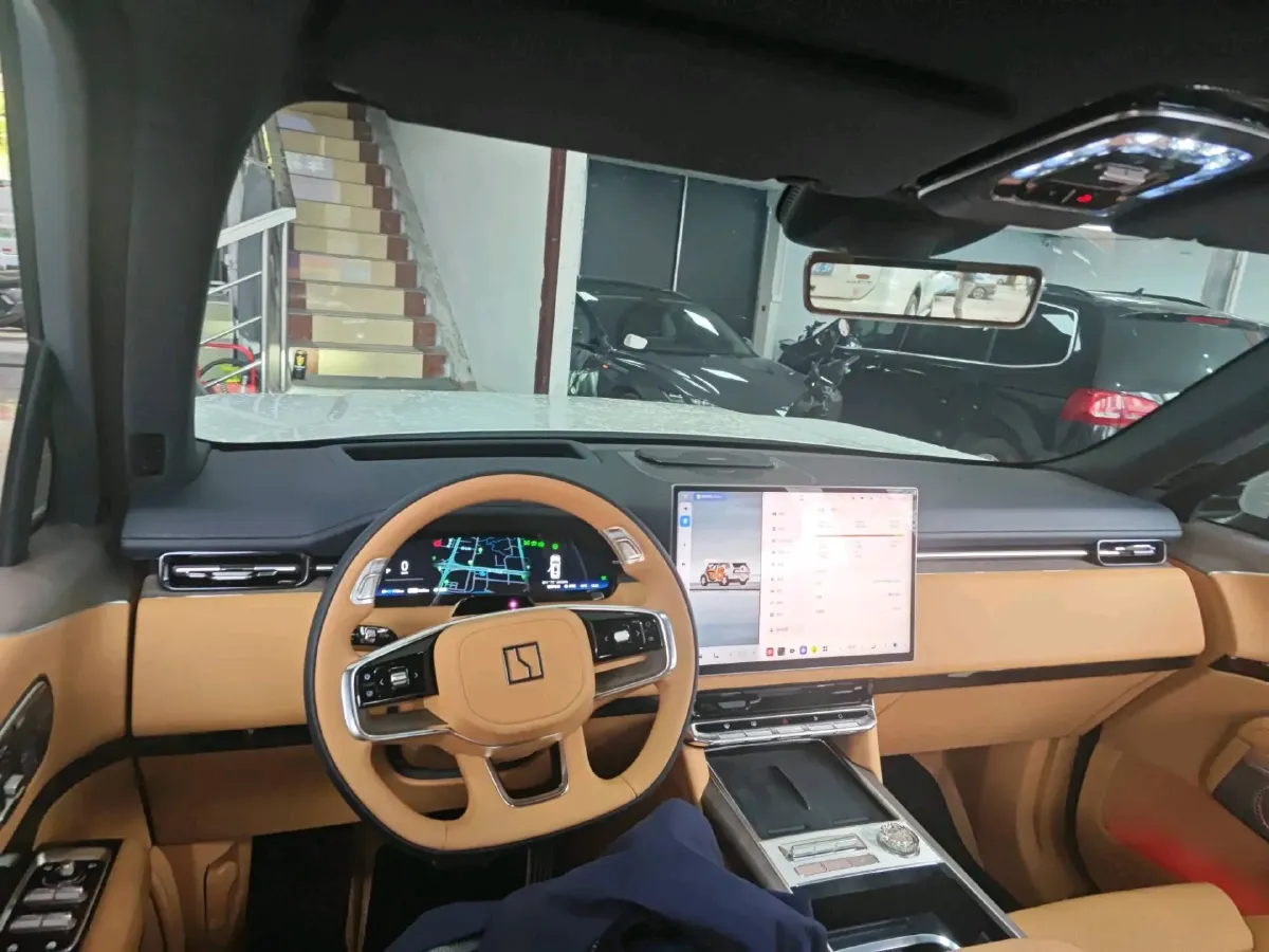 2025 Zeekr 9X 2.0T 279HP L4 1DHT PHEV,autocango,china used car exporter,china ev exporter,chinese used car exporter,chinese used ev exporter