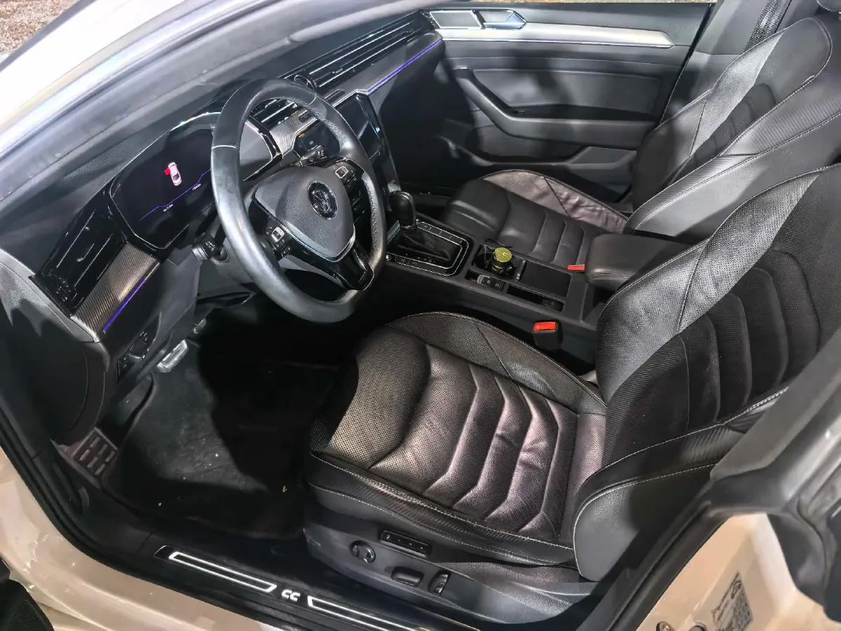 2020 Volkswagen CC 2.0T 186HP L4 7DCT,autocango,china used car exporter,china ev exporter,chinese used car exporter,chinese used ev exporter