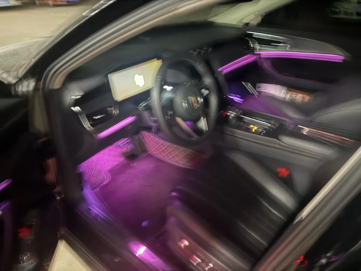 2024 HongQi H5 2.0T 224HP L4 8AT,autocango,china used car exporter,china ev exporter,chinese used car exporter,chinese used ev exporter