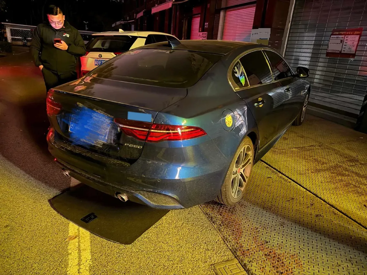 2022 Jaguar XEL 2.0T 250HP L4 8AT,autocango,china used car exporter,china ev exporter,chinese used car exporter,chinese used ev exporter