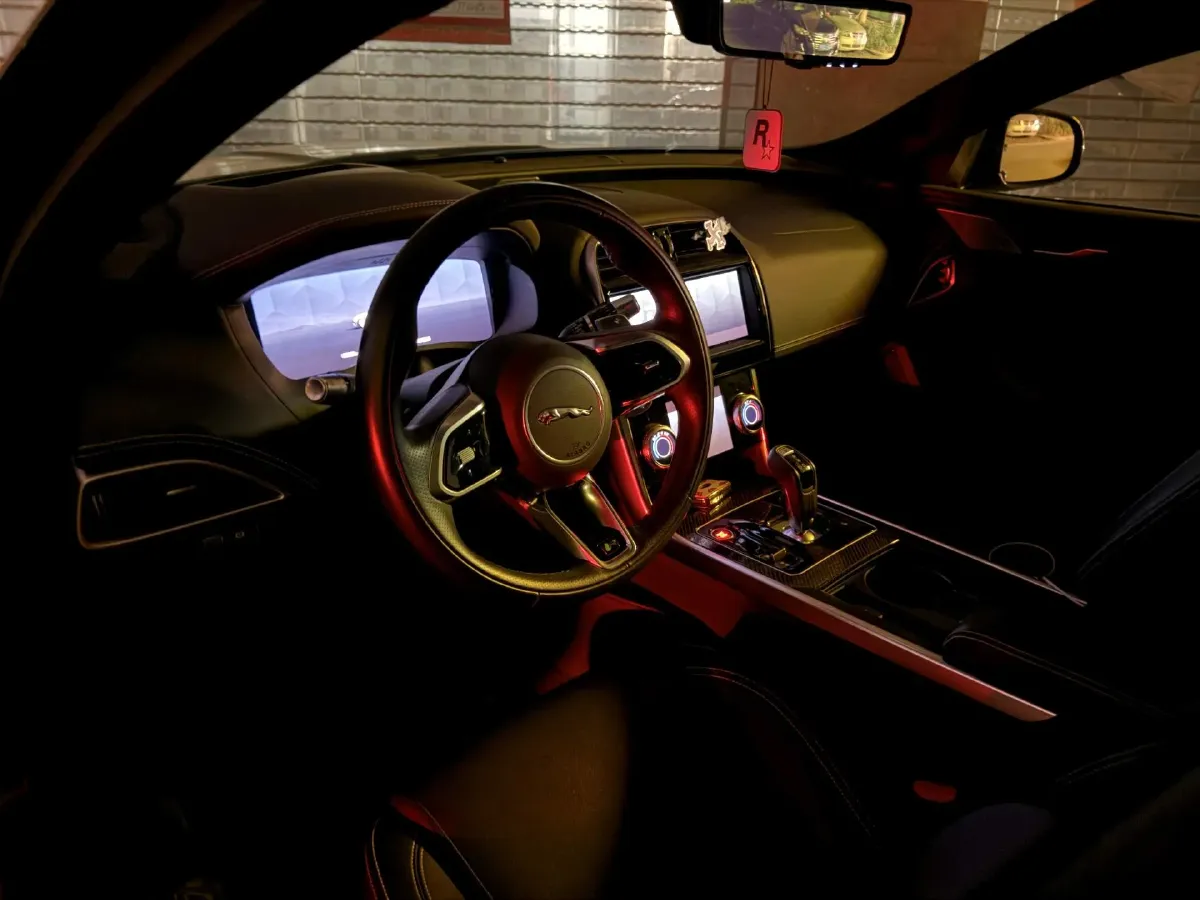 2022 Jaguar XEL 2.0T 250HP L4 8AT,autocango,china used car exporter,china ev exporter,chinese used car exporter,chinese used ev exporter