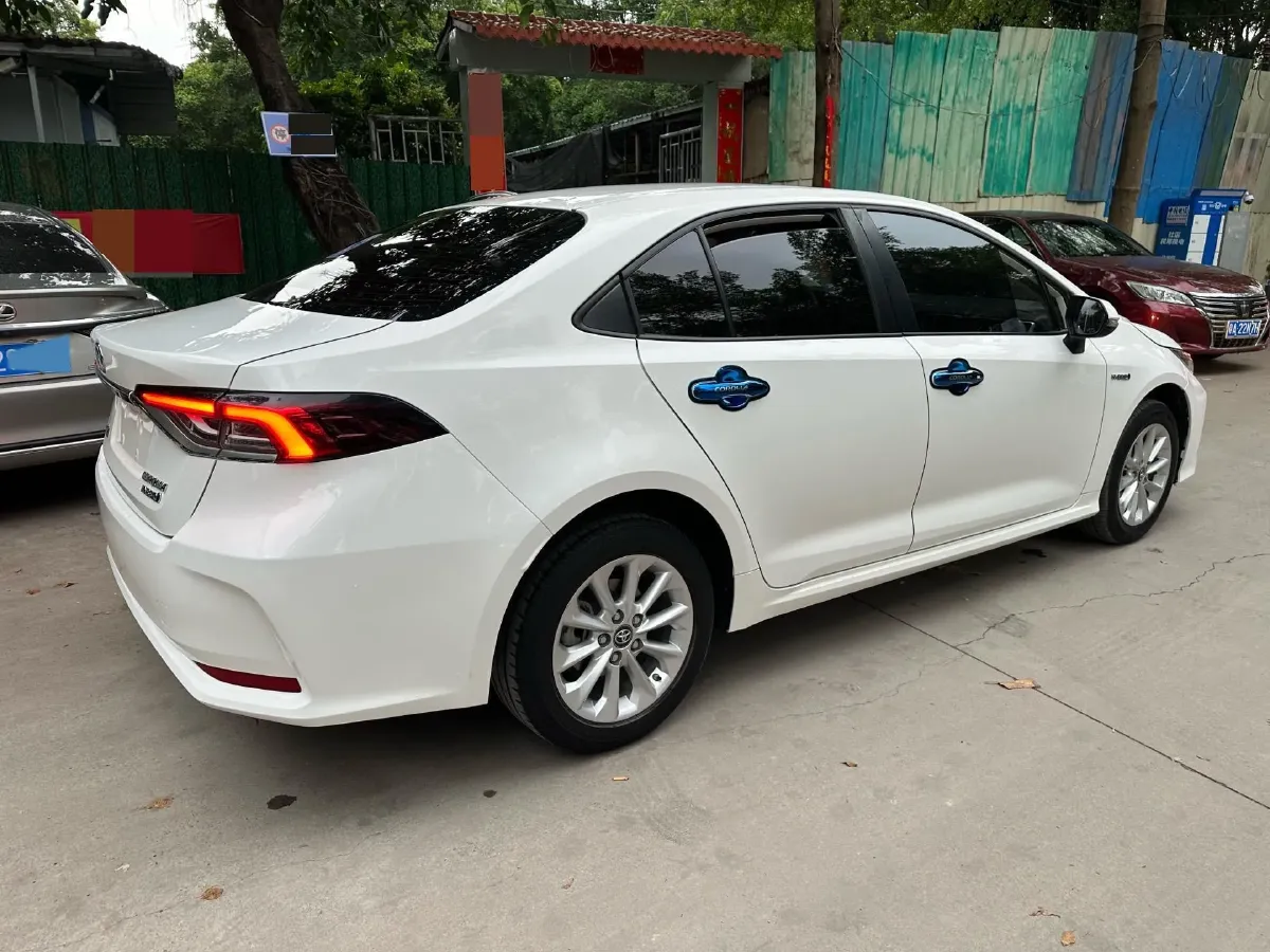 2022 Toyota Corolla 1.8L 98HP L4 E-CVT Hybrid,autocango,china used car exporter,china ev exporter,chinese used car exporter,chinese used ev exporter