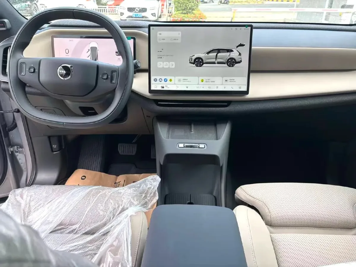 2026 Volvo XC70 PHEV 1.5T 156HP L4 3DHT PHEV,autocango,china used car exporter,china ev exporter,chinese used car exporter,chinese used ev exporter