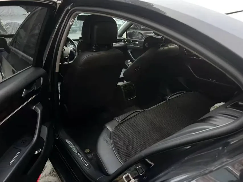 2019 Chevrolet Malibu XL 2.0T 241HP L4 9AT,autocango,china used car exporter,china ev exporter,chinese used car exporter,chinese used ev exporter