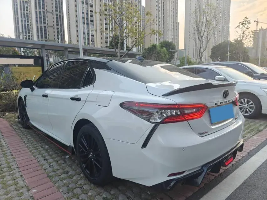 2022 Toyota Camry 2.5L 209HP L4 8AT,autocango,china used car exporter,china ev exporter,chinese used car exporter,chinese used ev exporter