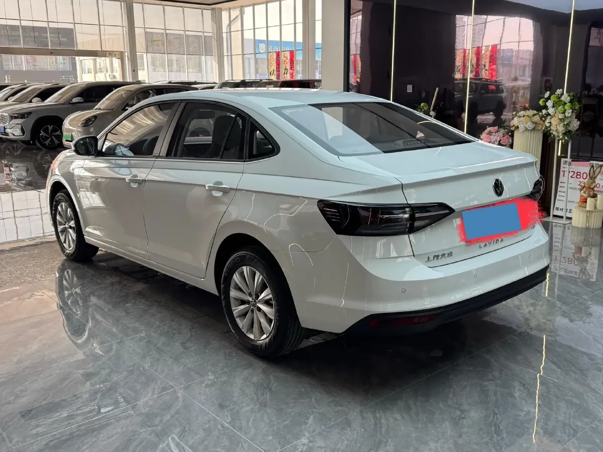 2025 Volkswagen Lavida 1.5L 110HP L4 6AT,autocango,china used car exporter,china ev exporter,chinese used car exporter,chinese used ev exporter