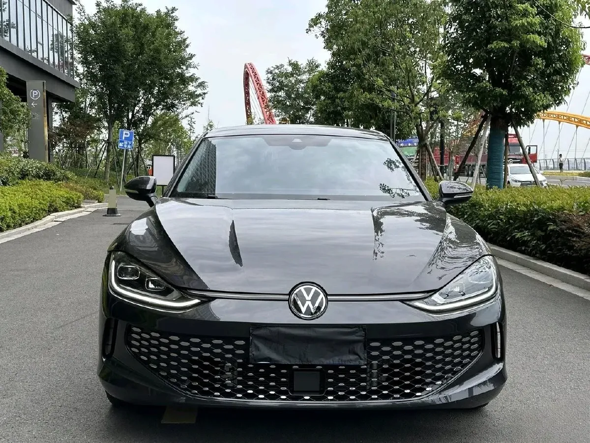 2024 Volkswagen Lamando 1.4T 150HP L4 7DCT,autocango,china used car exporter,china ev exporter,chinese used car exporter,chinese used ev exporter