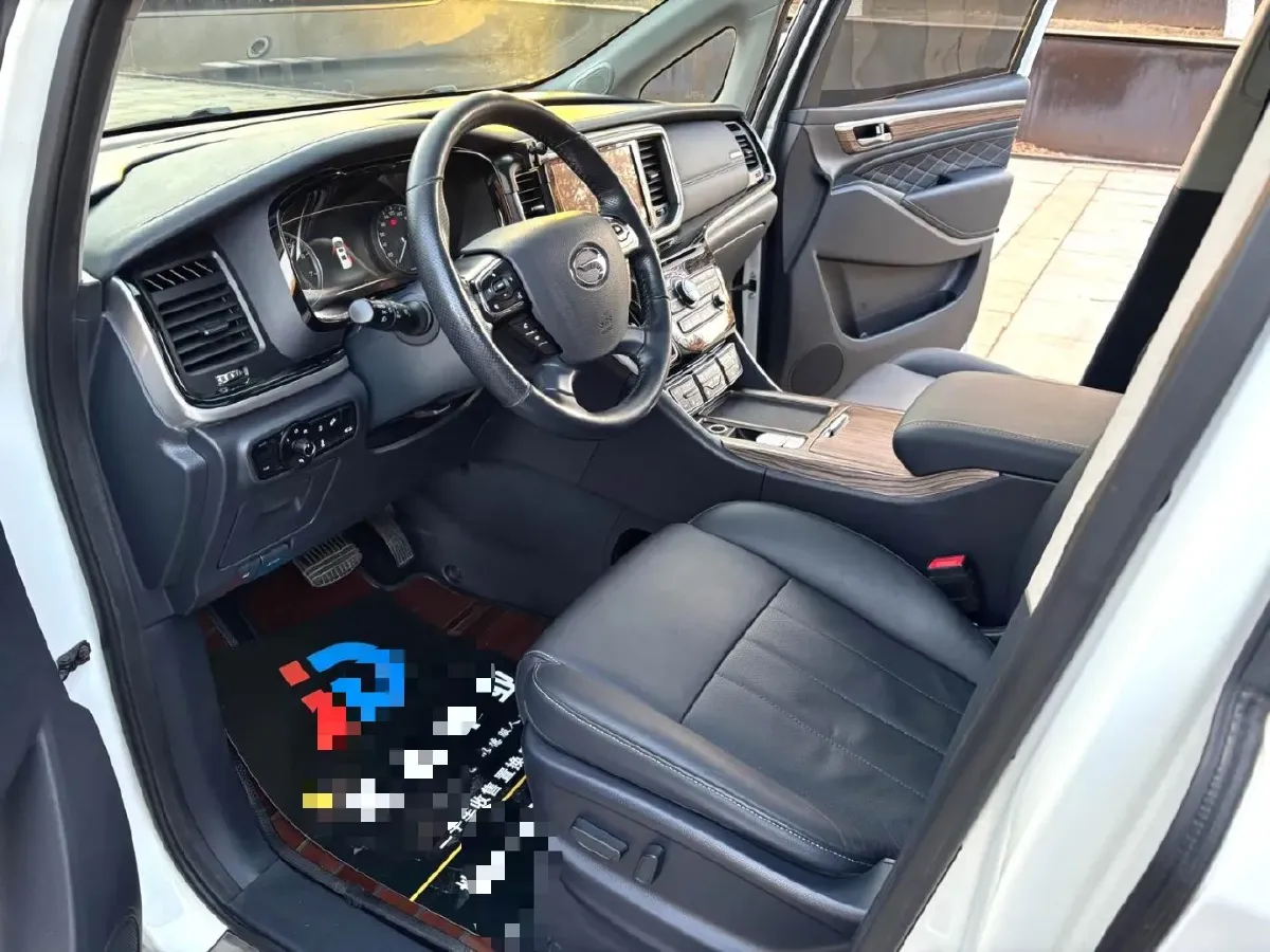 2020 GAC Trumpchi M8 2.0T 252HP L4 8AT,autocango,china used car exporter,china ev exporter,chinese used car exporter,chinese used ev exporter