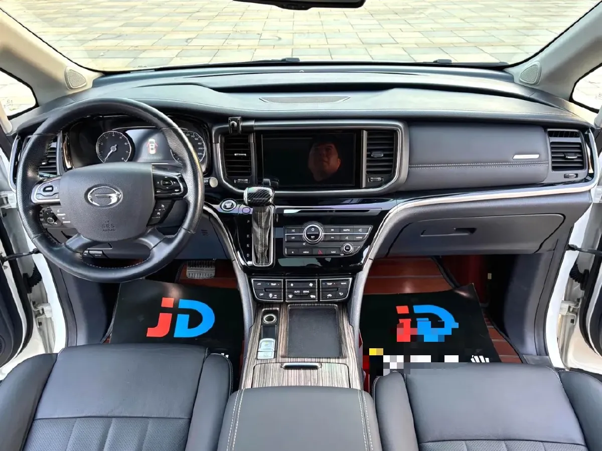 2020 GAC Trumpchi M8 2.0T 252HP L4 8AT,autocango,china used car exporter,china ev exporter,chinese used car exporter,chinese used ev exporter