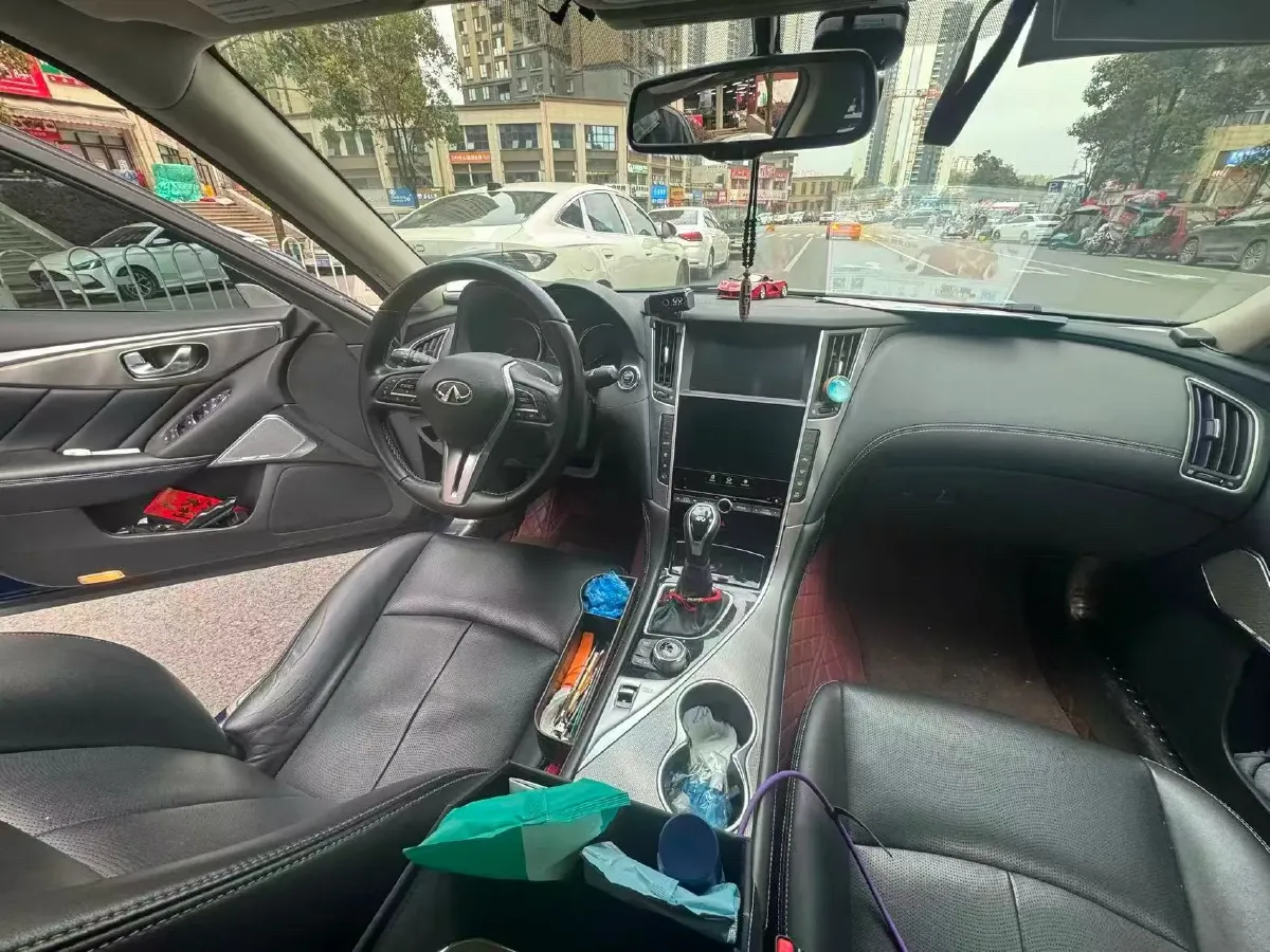 2018 Jeep Grand Commander 2.0T 265HP L4 9AT,autocango,china used car exporter,china ev exporter,chinese used car exporter,chinese used ev exporter