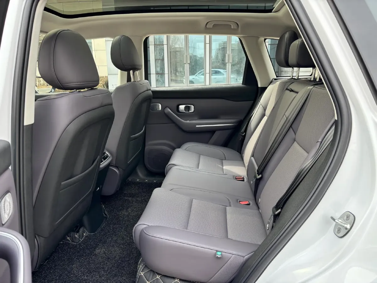 2026 Leapmotor C10 1.5L 95HP L4 REEV,autocango,china used car exporter,china ev exporter,chinese used car exporter,chinese used ev exporter