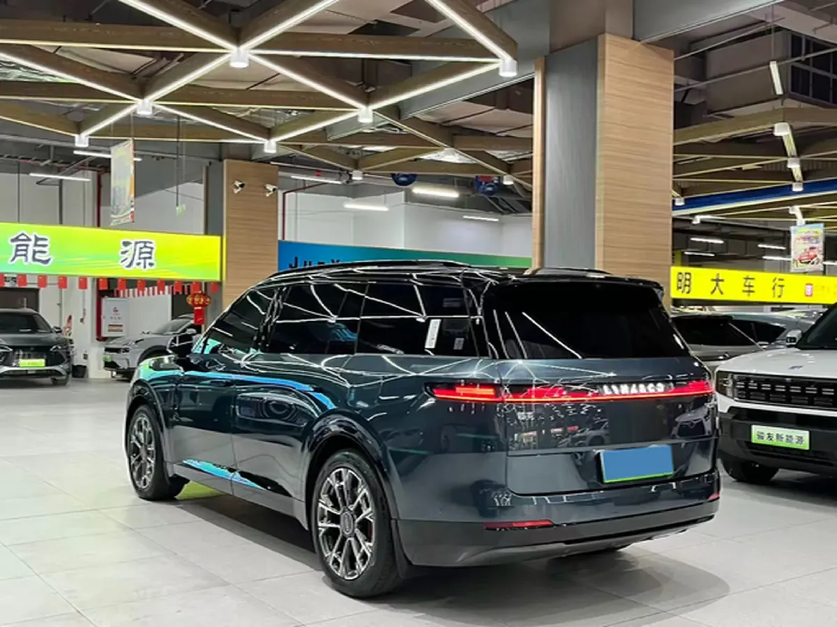 2025 LYNK&CO 900 1.5T 190HP L4 3DHT PHEV 43.3KWH,autocango,china used car exporter,china ev exporter,chinese used car exporter,chinese used ev exporter