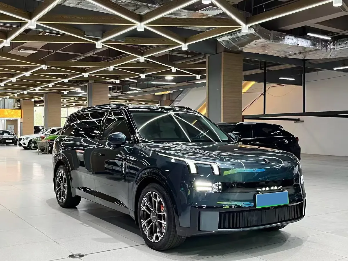 2025 LYNK&CO 900 1.5T 190HP L4 3DHT PHEV 43.3KWH,autocango,china used car exporter,china ev exporter,chinese used car exporter,chinese used ev exporter
