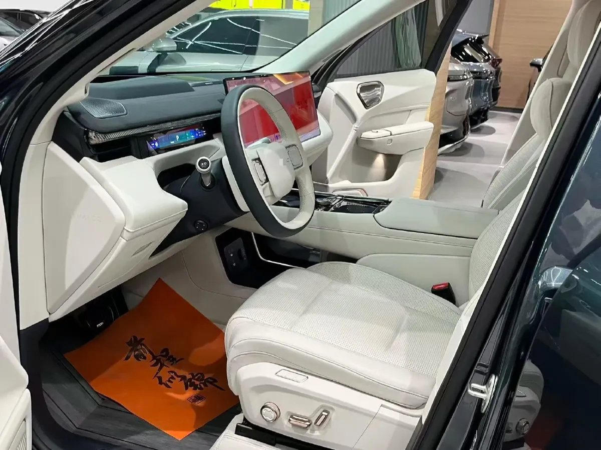 2025 LYNK&CO 900 1.5T 190HP L4 3DHT PHEV 43.3KWH,autocango,china used car exporter,china ev exporter,chinese used car exporter,chinese used ev exporter