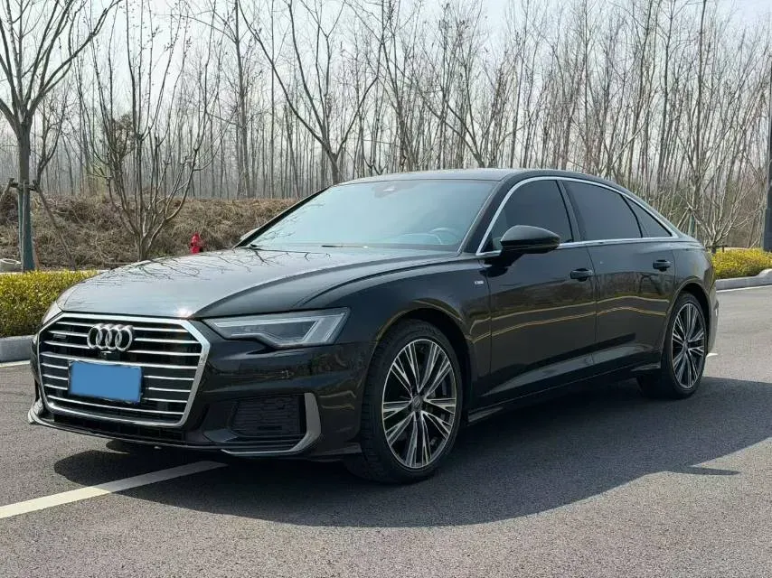 2020 Audi A6L 2.0T 224HP L4 7DCT,autocango,china used car exporter,china ev exporter,chinese used car exporter,chinese used ev exporter