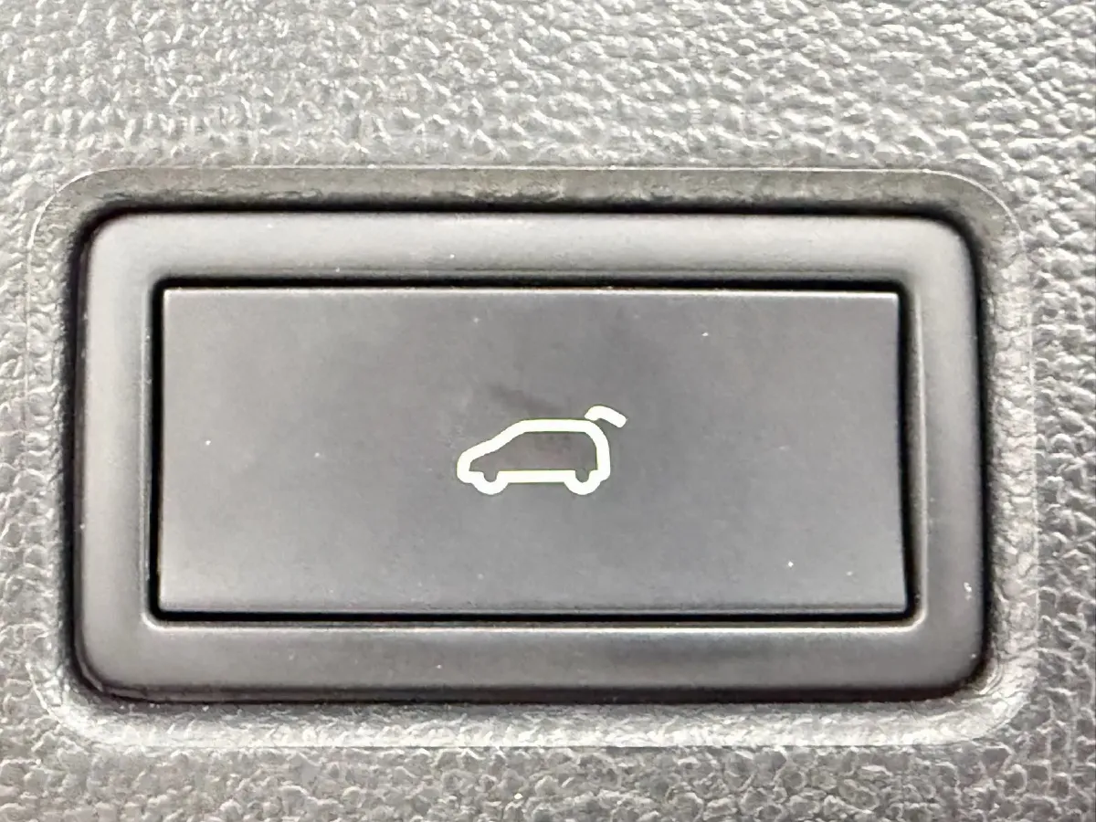 2021 Volkswagen T-Roc 1.4T 150HP L4 7DCT,autocango,china used car exporter,china ev exporter,chinese used car exporter,chinese used ev exporter